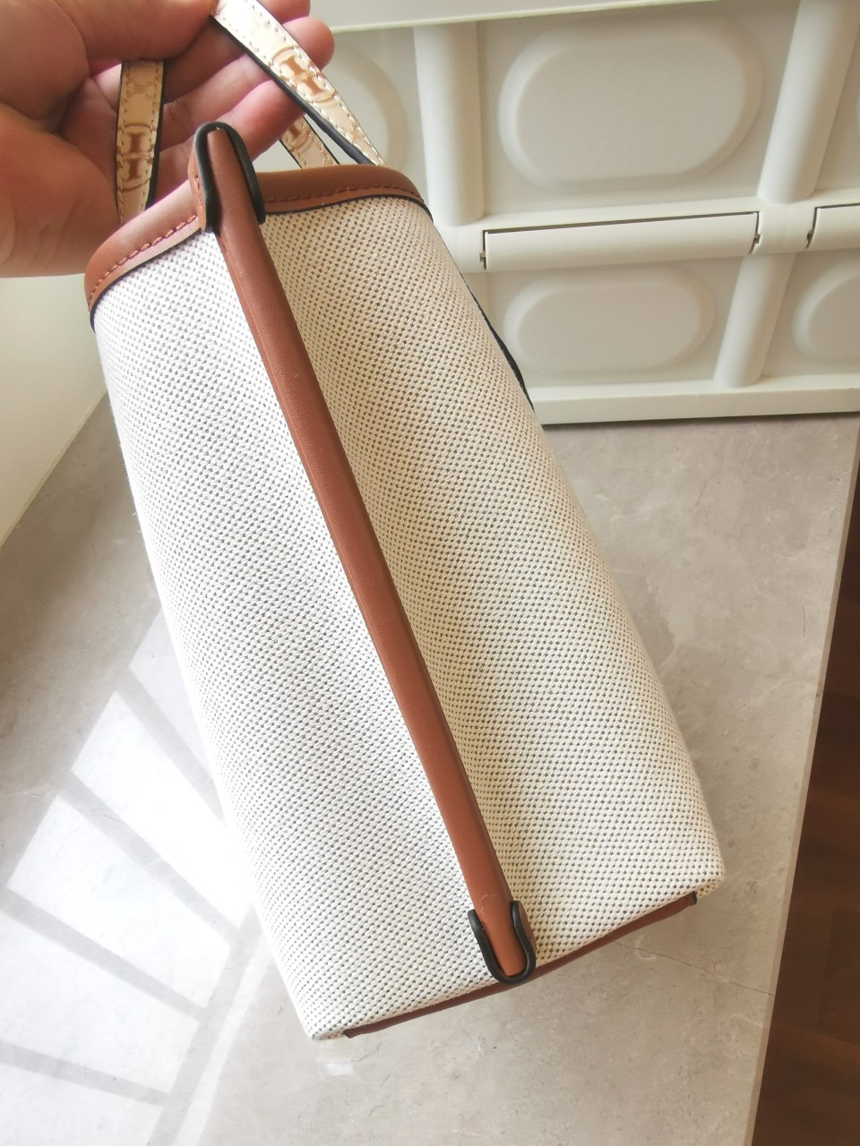 Tory Burch ～编号072新款Perry 小号三重隔层牛仔托特包