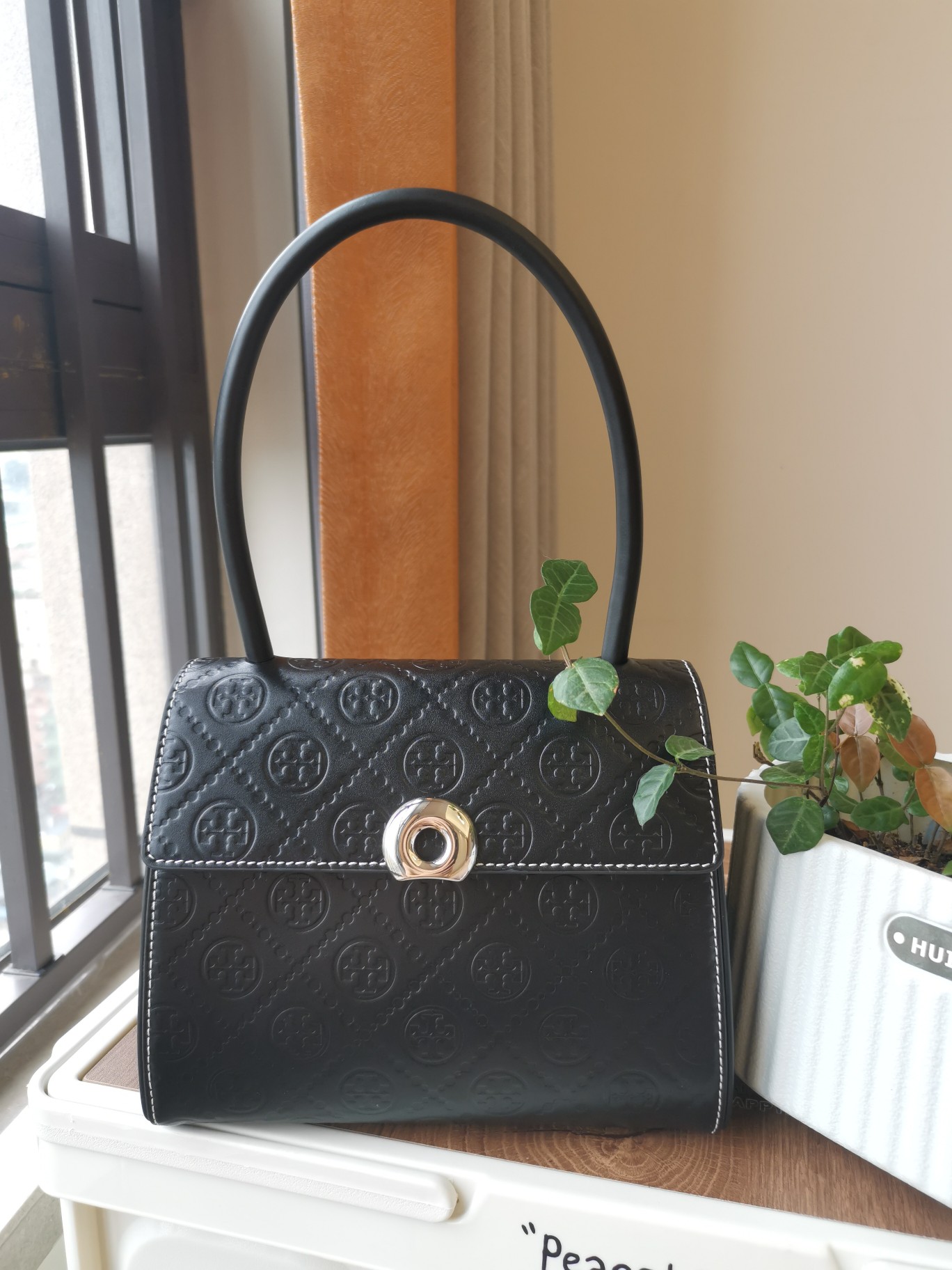 Tory Burch ToryBurch | 一款富有格調的包包