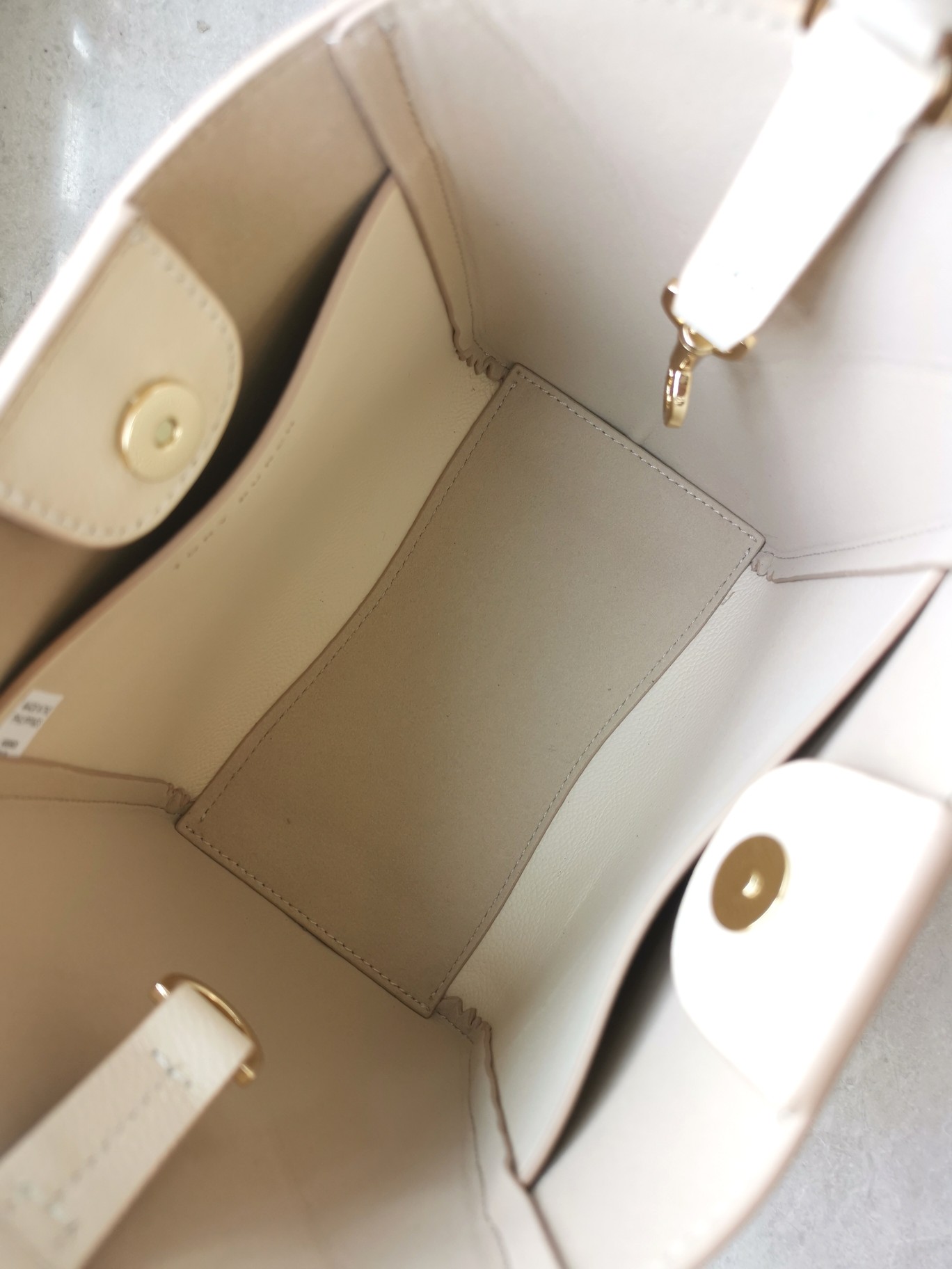 Tory Burch ～TB新款Mcgraw家族水桶包