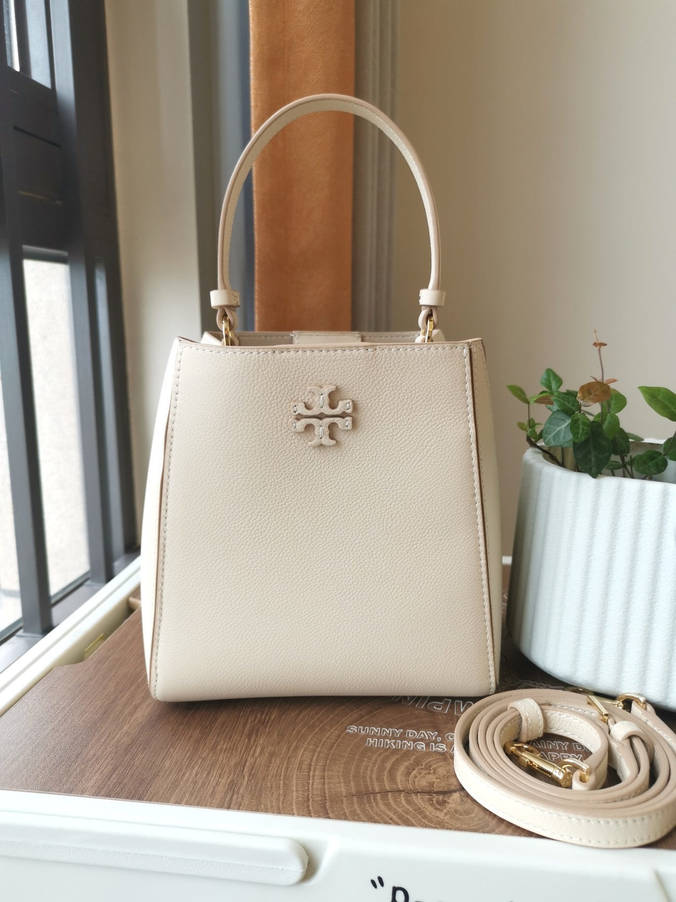 Tory Burch ～TB新款Mcgraw家族水桶包