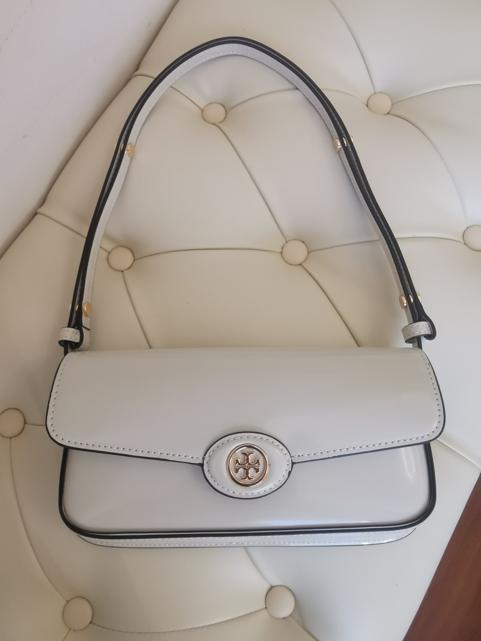 Tory Burch ToryBurch 这款robinson太 啦 像一块巧克力 版型