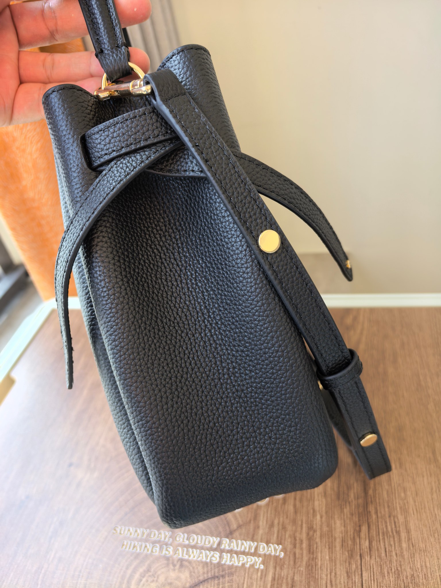 Tory Burch ～Toryburch全新抽绳购物托特包