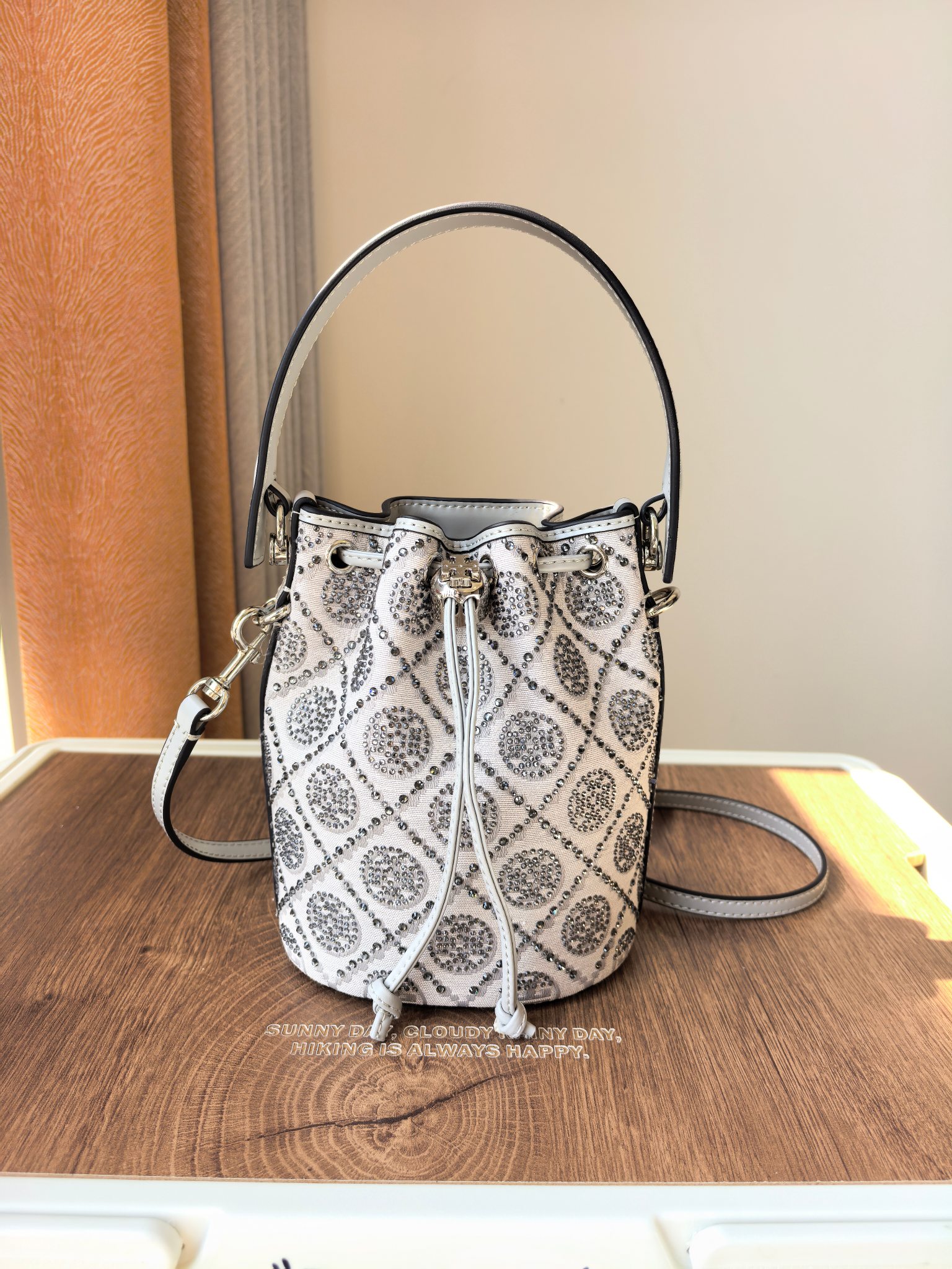 Tory Burch ～ToryBurch闪耀蛇年特别系列