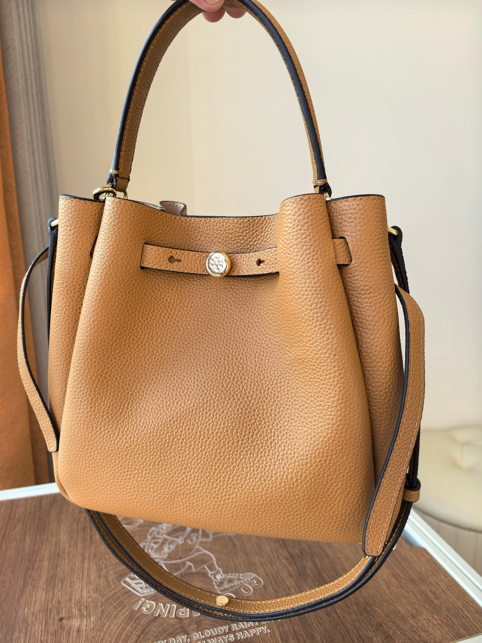 Tory Burch ～Toryburch全新抽绳购物托特包