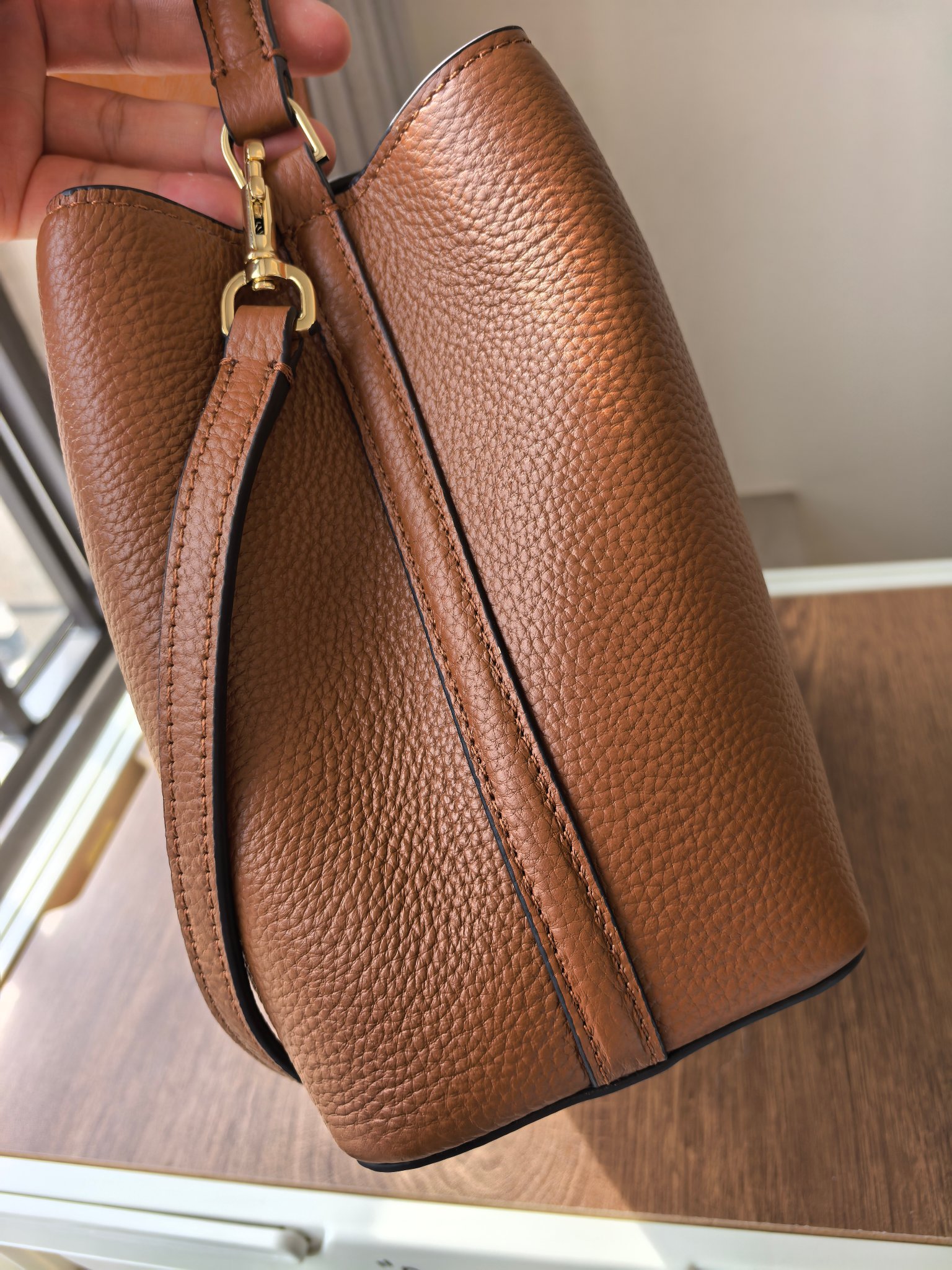 Tory Burch TB Britten系列托特包戴妃包