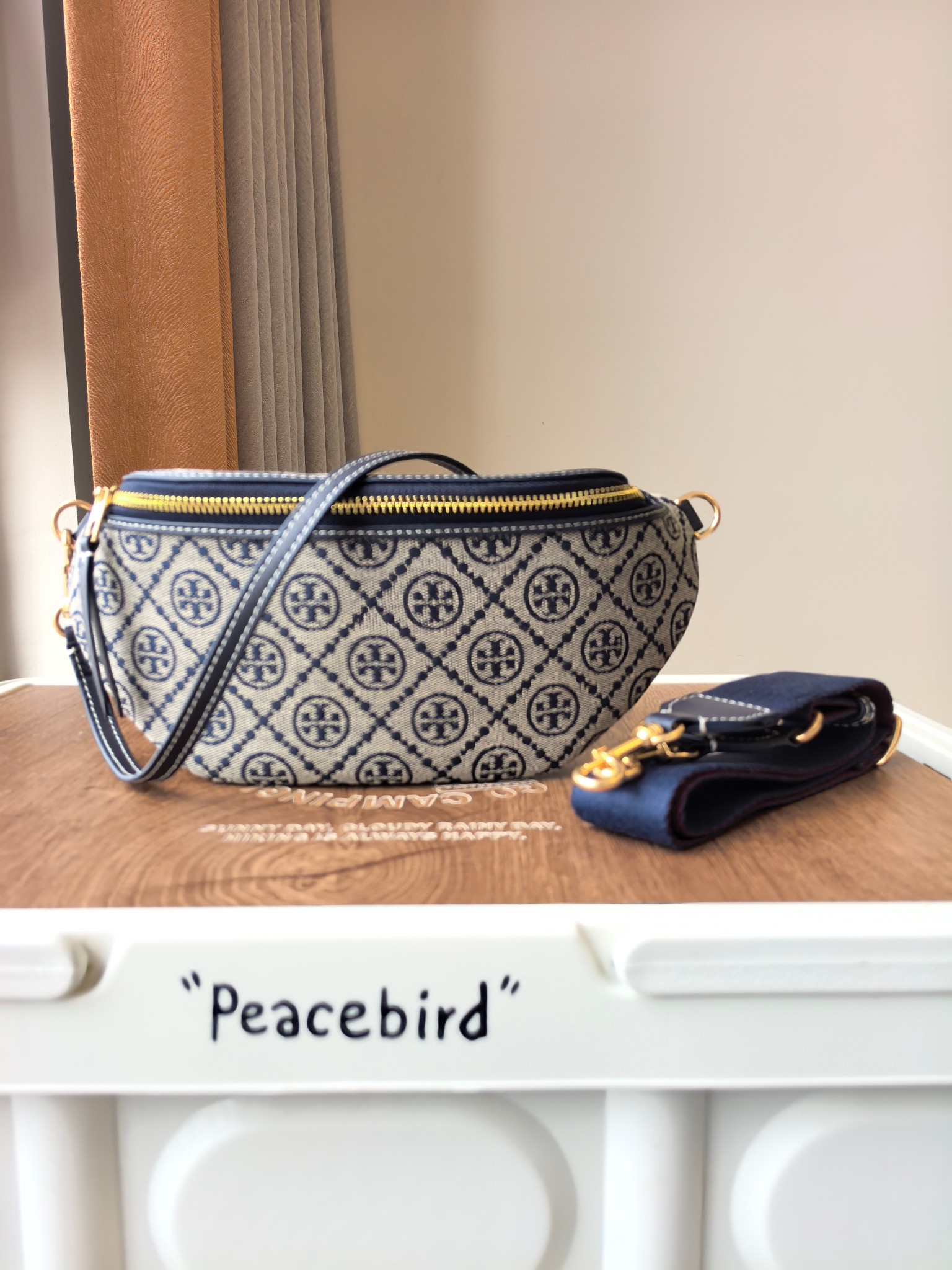 Tory Burch ToryBurch新款蓝花，黑花腰包 休闲 慵懒老钱风