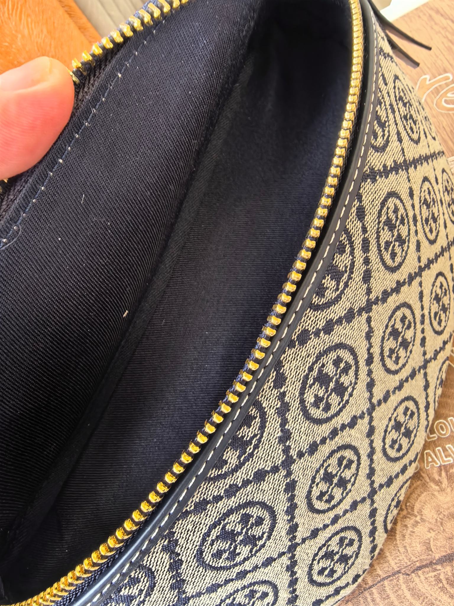 Tory Burch ToryBurch新款蓝花，黑花腰包 休闲 慵懒老钱风