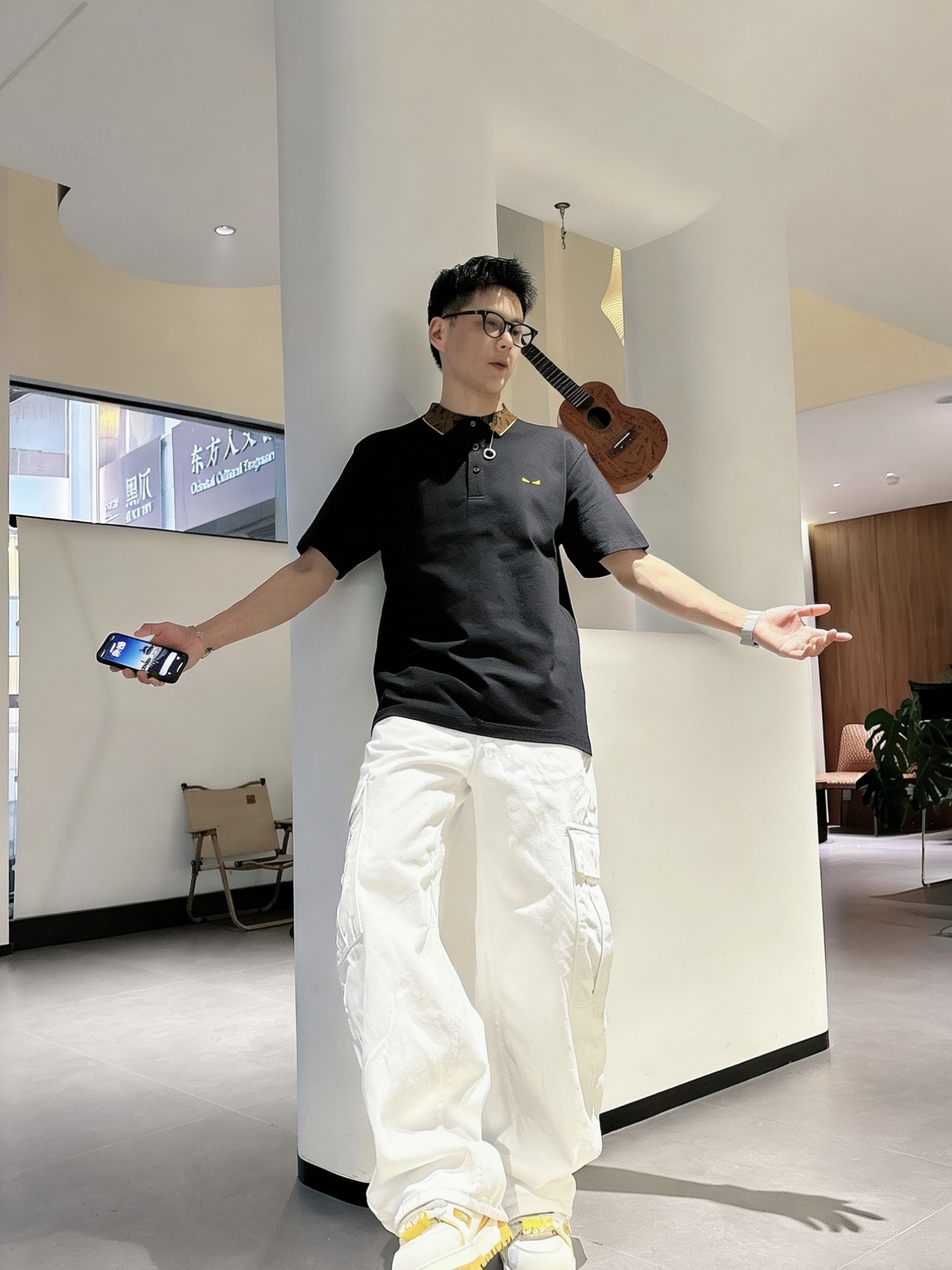 芬迪FENDI 经典FF老花领小恶魔刺绣短袖Polo衫 男士商务休闲翻领上衣尺码：M-3XL码▪️ 采用