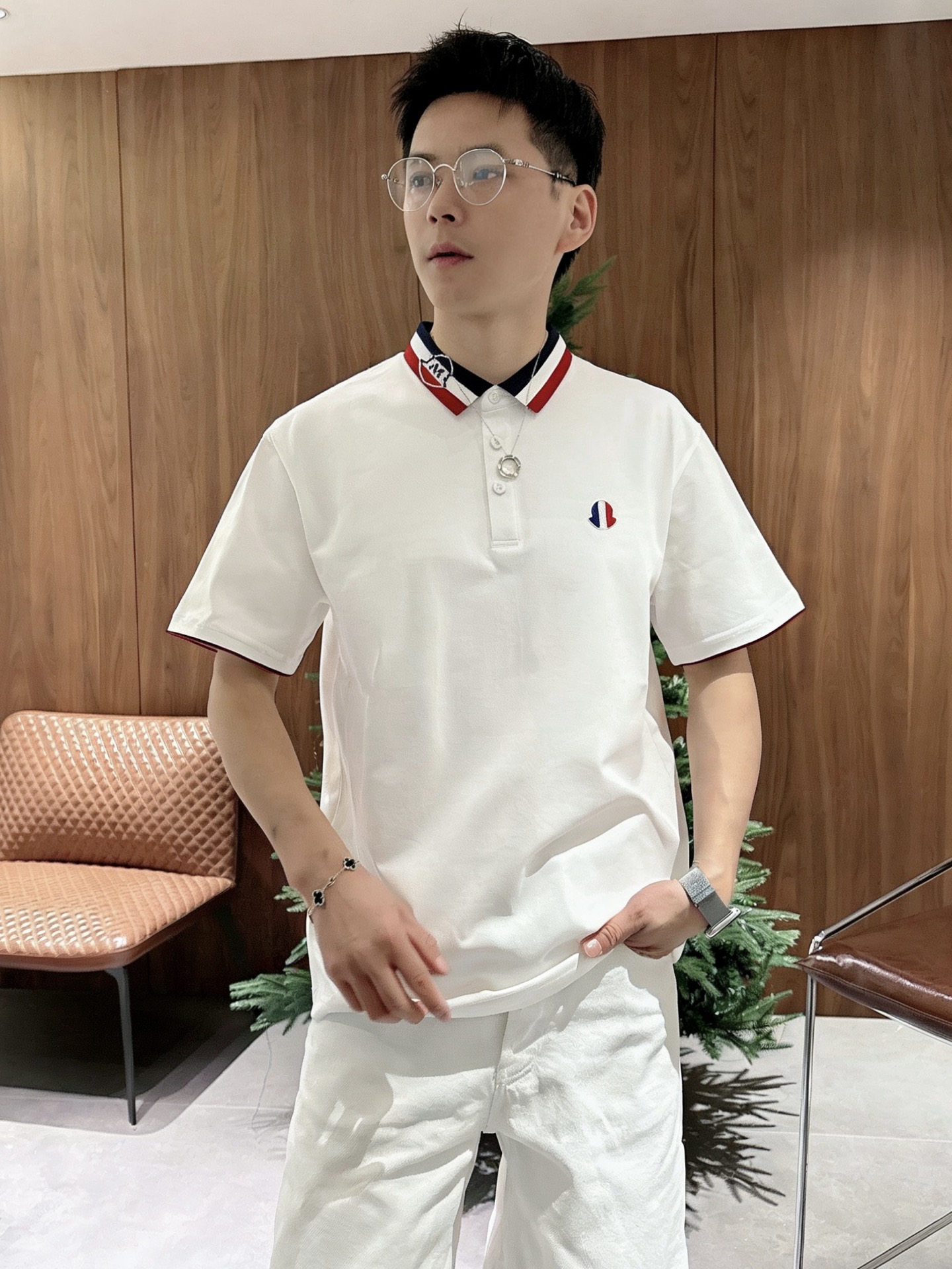 蒙口Moncler 经典三色撞色领刺绣短袖Polo衫 男士商务休闲翻领上衣尺码：M-3XL码▪️ 采用高