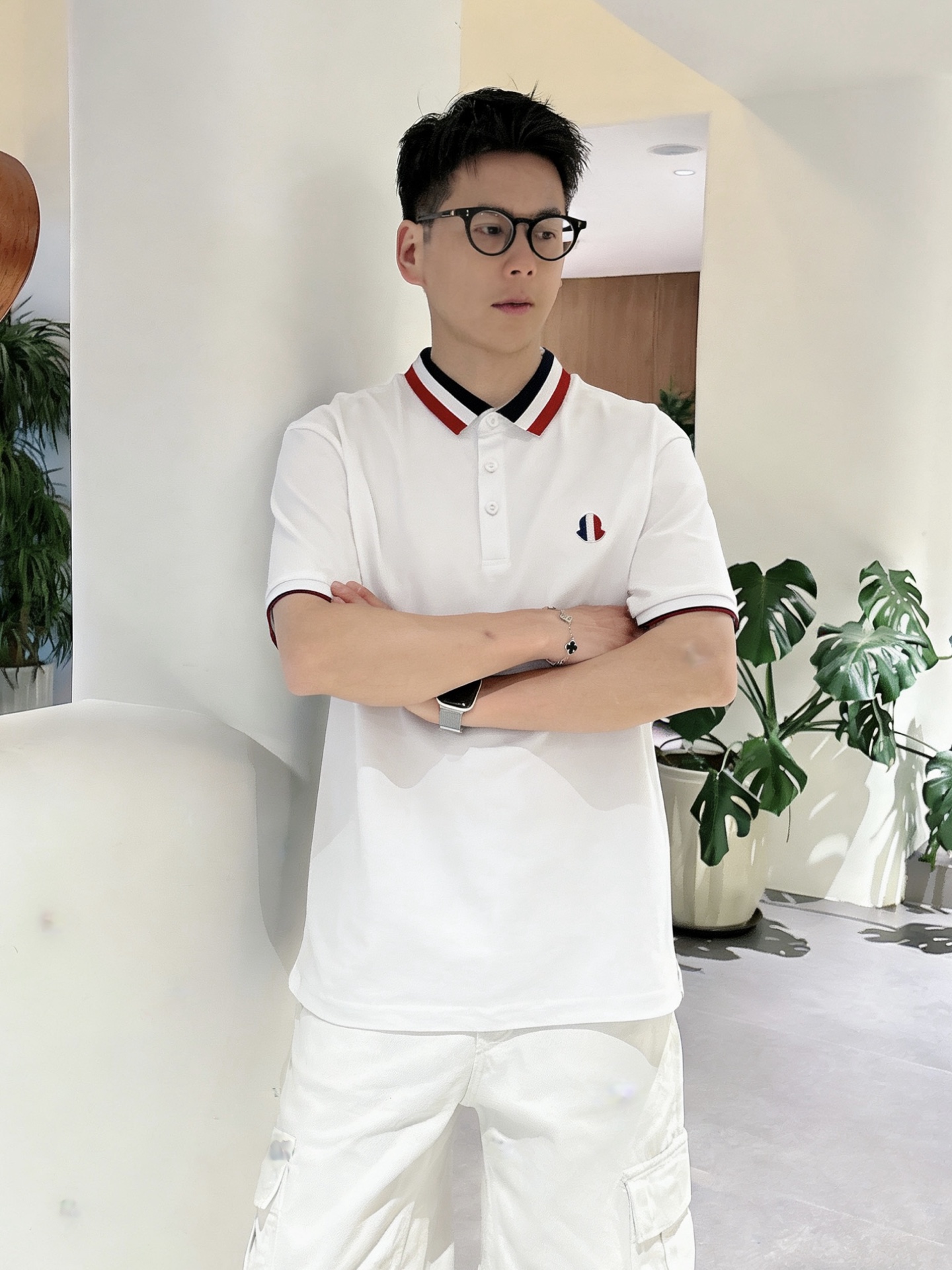 蒙口Moncler 经典三色撞色领刺绣短袖Polo衫 男士商务休闲翻领上衣尺码：M-3XL码▪️ 采用高