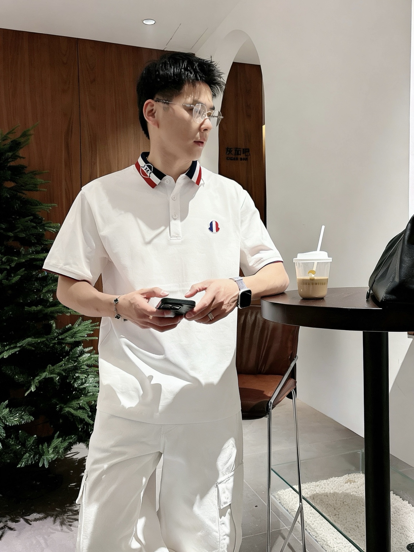 蒙口Moncler 经典三色撞色领刺绣短袖Polo衫 男士商务休闲翻领上衣尺码：M-3XL码▪️ 采用高