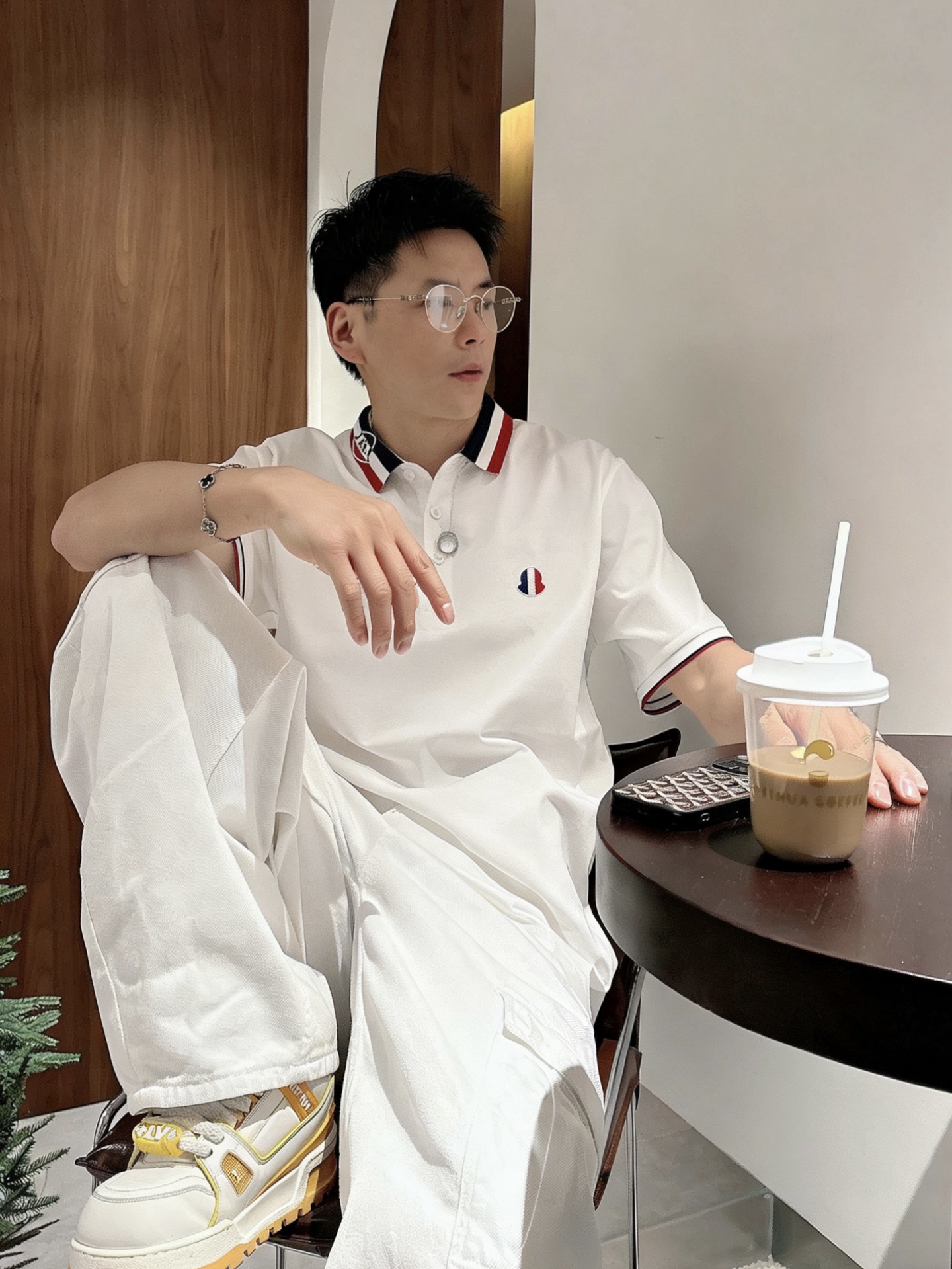 蒙口Moncler 经典三色撞色领刺绣短袖Polo衫 男士商务休闲翻领上衣尺码：M-3XL码▪️ 采用高