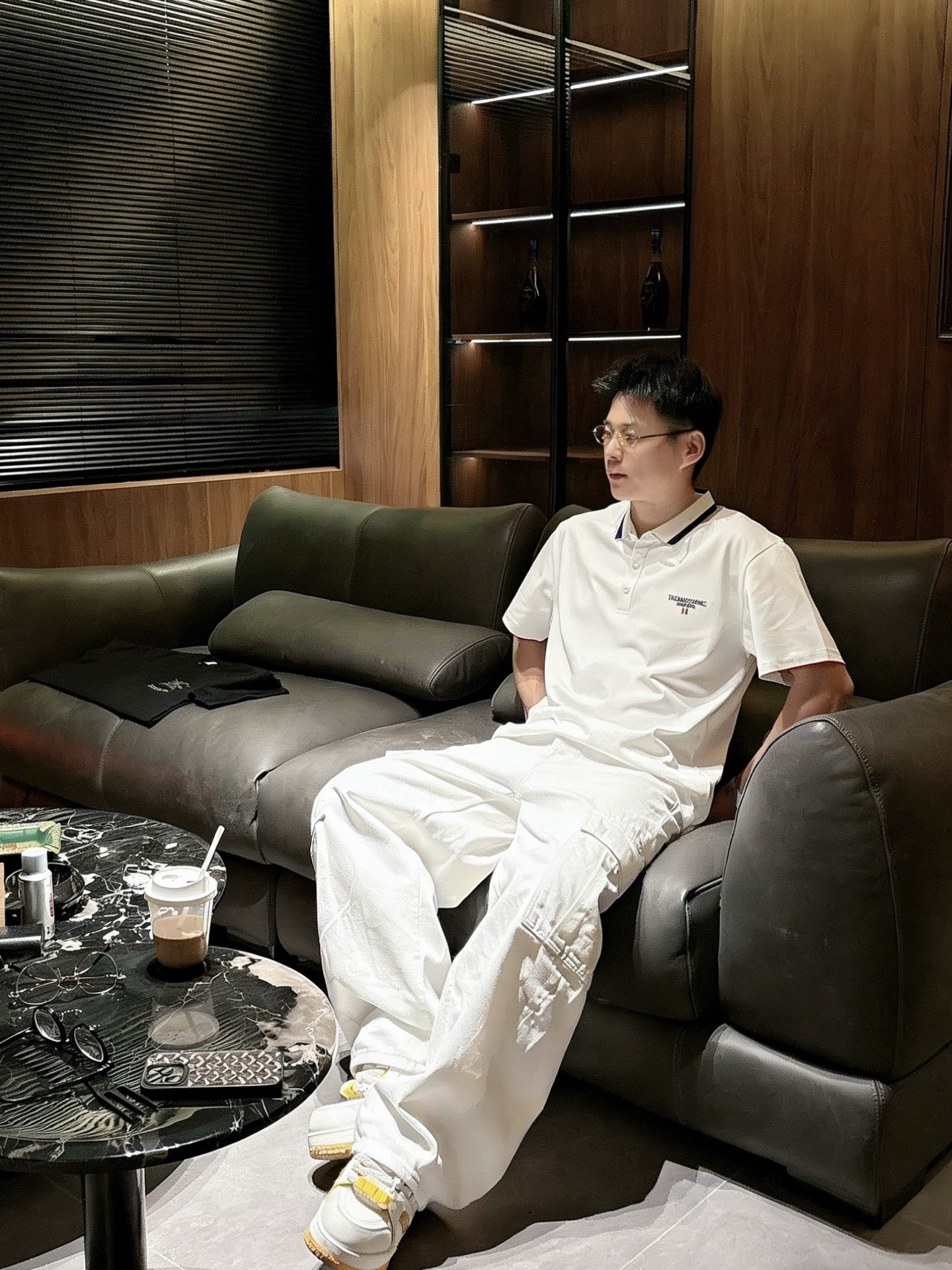 Thom Browne 经典红白蓝撞色领刺绣短袖Polo衫 男士商务休闲翻领上衣尺码：M-3XL码▪️ 