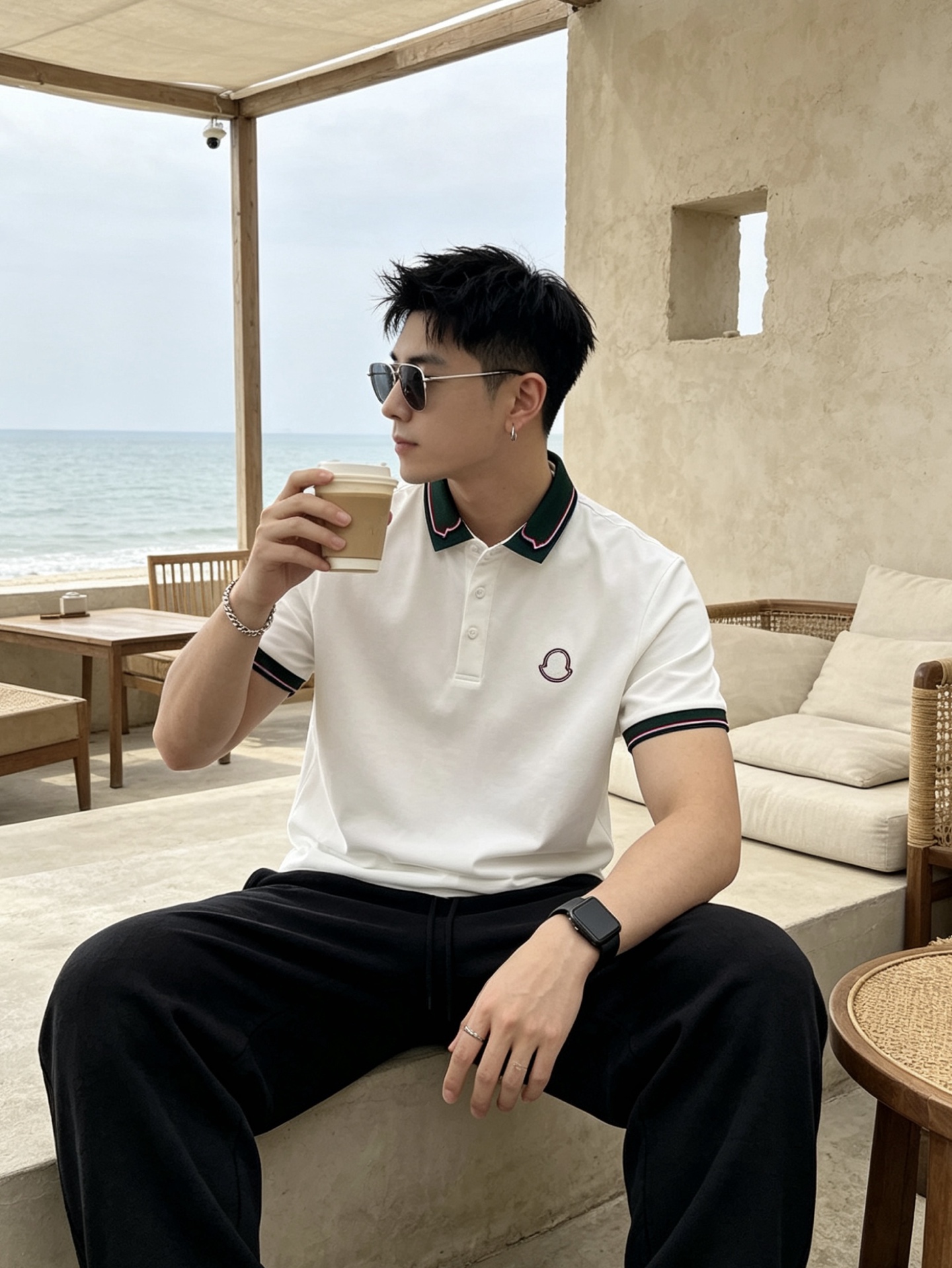 🔥 盟可睐 Moncler 绿领织带刺绣短袖Polo衫📏 尺码：M-3XL💎 面料工艺甄选高支精梳珠地棉