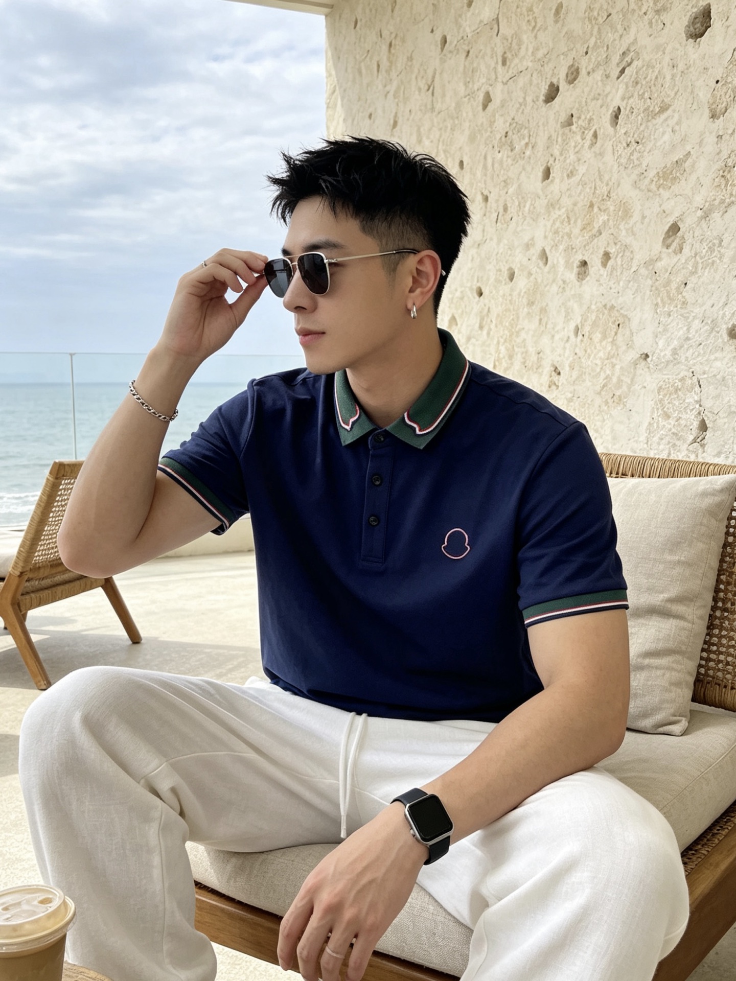 🔥 盟可睐 Moncler 绿领织带刺绣短袖Polo衫📏 尺码：M-3XL💎 面料工艺甄选高支精梳珠地棉