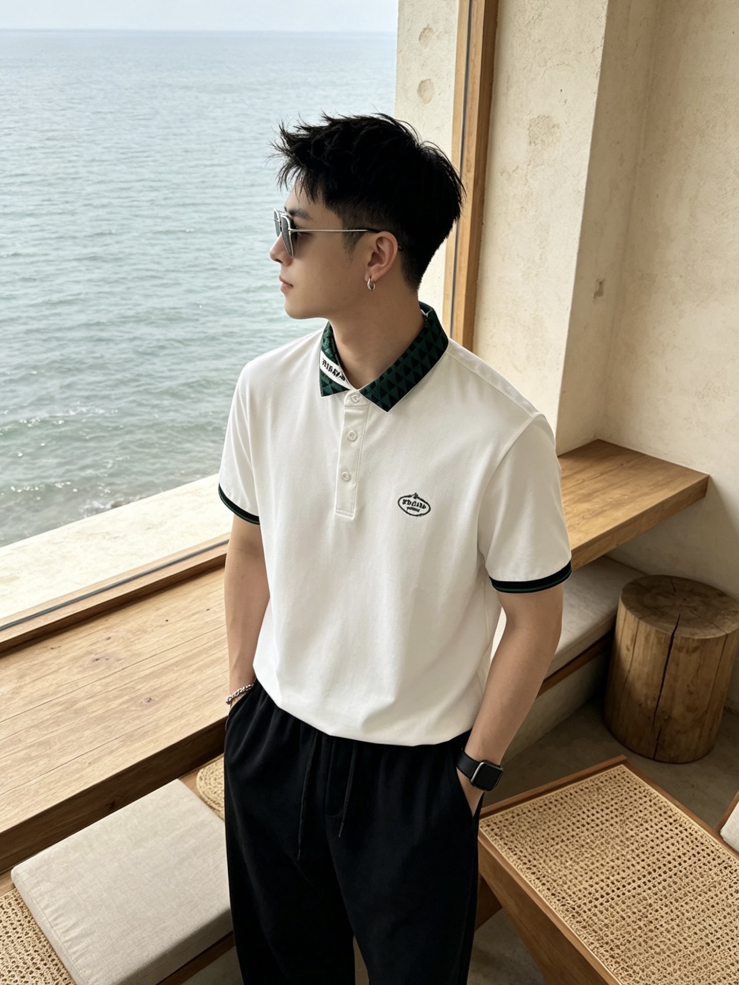 🔥 普拉达 Prada 三角标领刺绣短袖Polo衫📏 尺码：M-3XL💎 面料工艺甄选高支精梳珠地棉，触