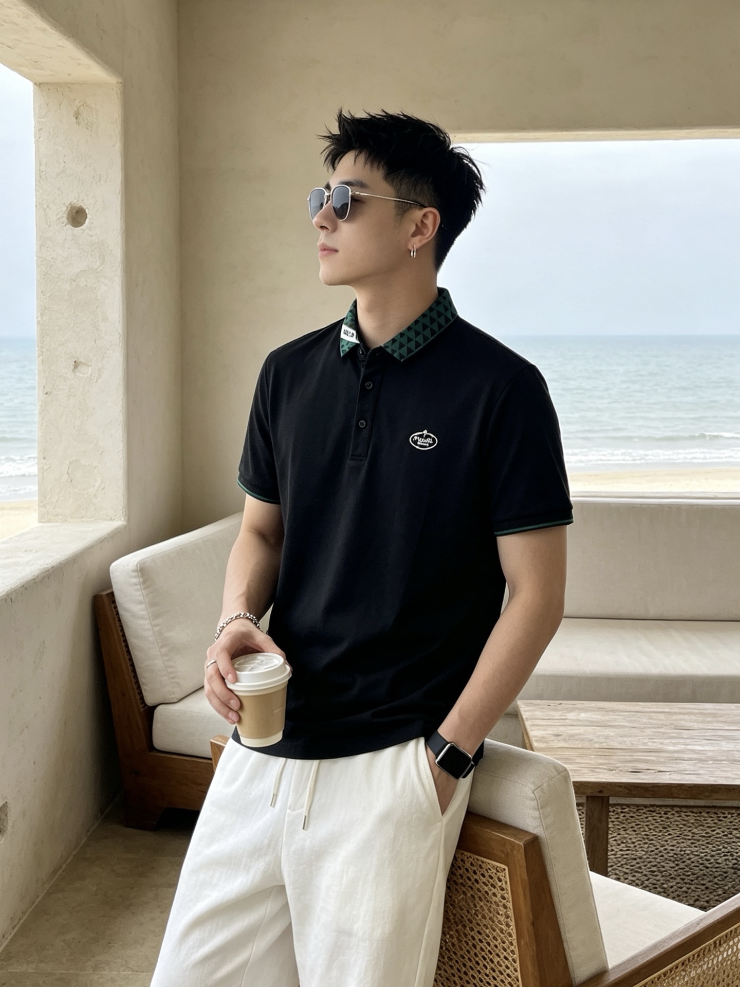 🔥 普拉达 Prada 三角标领刺绣短袖Polo衫📏 尺码：M-3XL💎 面料工艺甄选高支精梳珠地棉，触