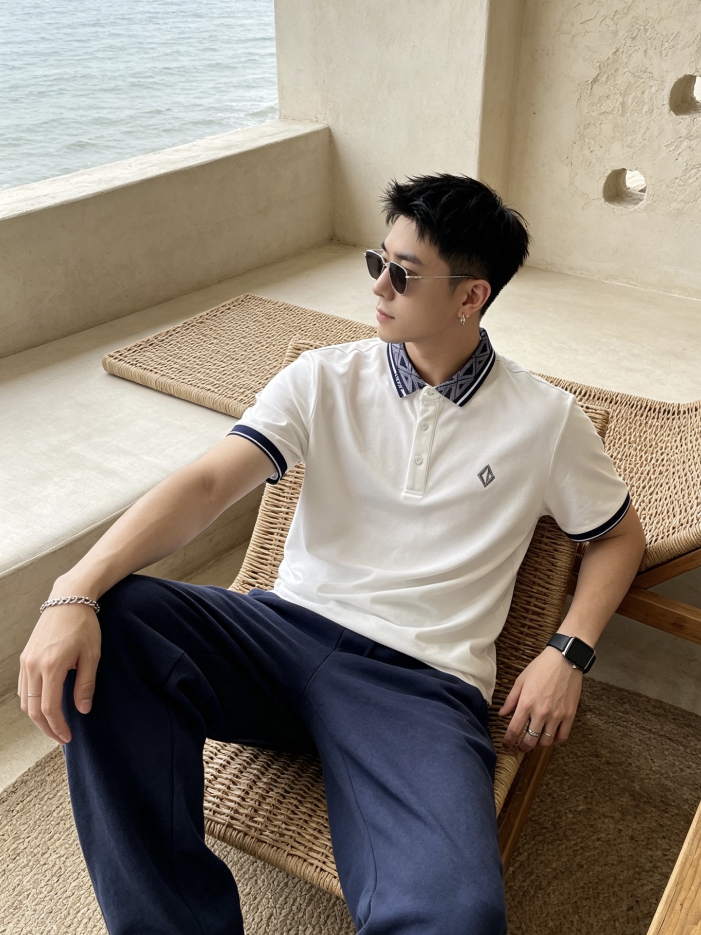 🔥 迪奥 Dior 菱形老花领刺绣短袖Polo衫📏 尺码：M-3XL💎 面料工艺甄选高支精梳珠地棉，触感