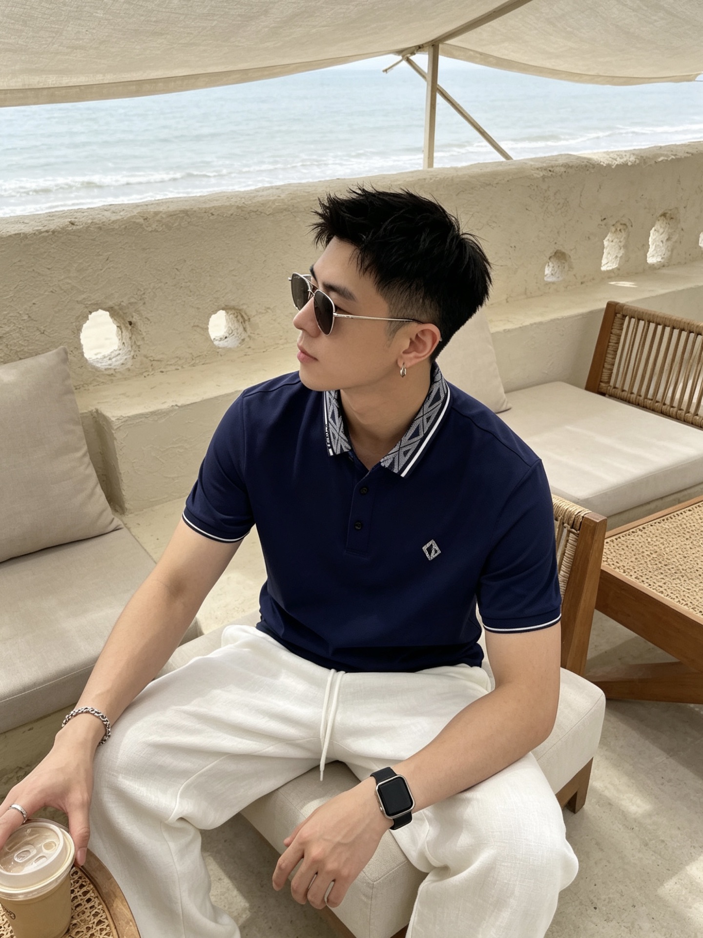 🔥 迪奥 Dior 菱形老花领刺绣短袖Polo衫📏 尺码：M-3XL💎 面料工艺甄选高支精梳珠地棉，触感