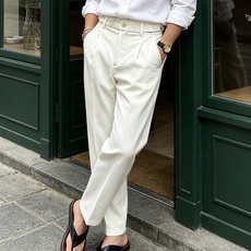 罗意威(LOEWE)金属腰扣垂感直筒西裤尺码S-XL|▫ 经典黑/白两色可选,适配T恤、衬衫、针织衫,轻 罗意威(LOEWE)金属腰扣垂感直筒西裤尺码S-XL|▫ 经典黑/白两色可选,适配T恤、衬衫、针织衫,轻