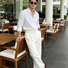 罗意威(LOEWE)金属腰扣垂感直筒西裤尺码S-XL|▫ 经典黑/白两色可选,适配T恤、衬衫、针织衫,轻 罗意威(LOEWE)金属腰扣垂感直筒西裤尺码S-XL|▫ 经典黑/白两色可选,适配T恤、衬衫、针织衫,轻