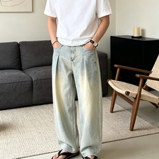 路易威登(LOUIS VUITTON)水洗浅蓝压褶阔腿牛仔裤尺码S-3XL|▫单款浅怀旧水洗蓝配色,清爽 路易威登(LOUIS VUITTON)水洗浅蓝压褶阔腿牛仔裤尺码S-3XL|▫单款浅怀旧水洗蓝配色,清爽