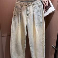 路易威登(LOUIS VUITTON)水洗浅蓝压褶阔腿牛仔裤尺码S-3XL|▫单款浅怀旧水洗蓝配色,清爽 路易威登(LOUIS VUITTON)水洗浅蓝压褶阔腿牛仔裤尺码S-3XL|▫单款浅怀旧水洗蓝配色,清爽