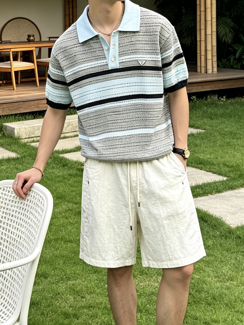 普拉达(PRADA)撞色条纹镂空针织短袖Polo衫尺码M-XL｜▫配色分黑白灰条纹、浅蓝灰条纹两款，黑白