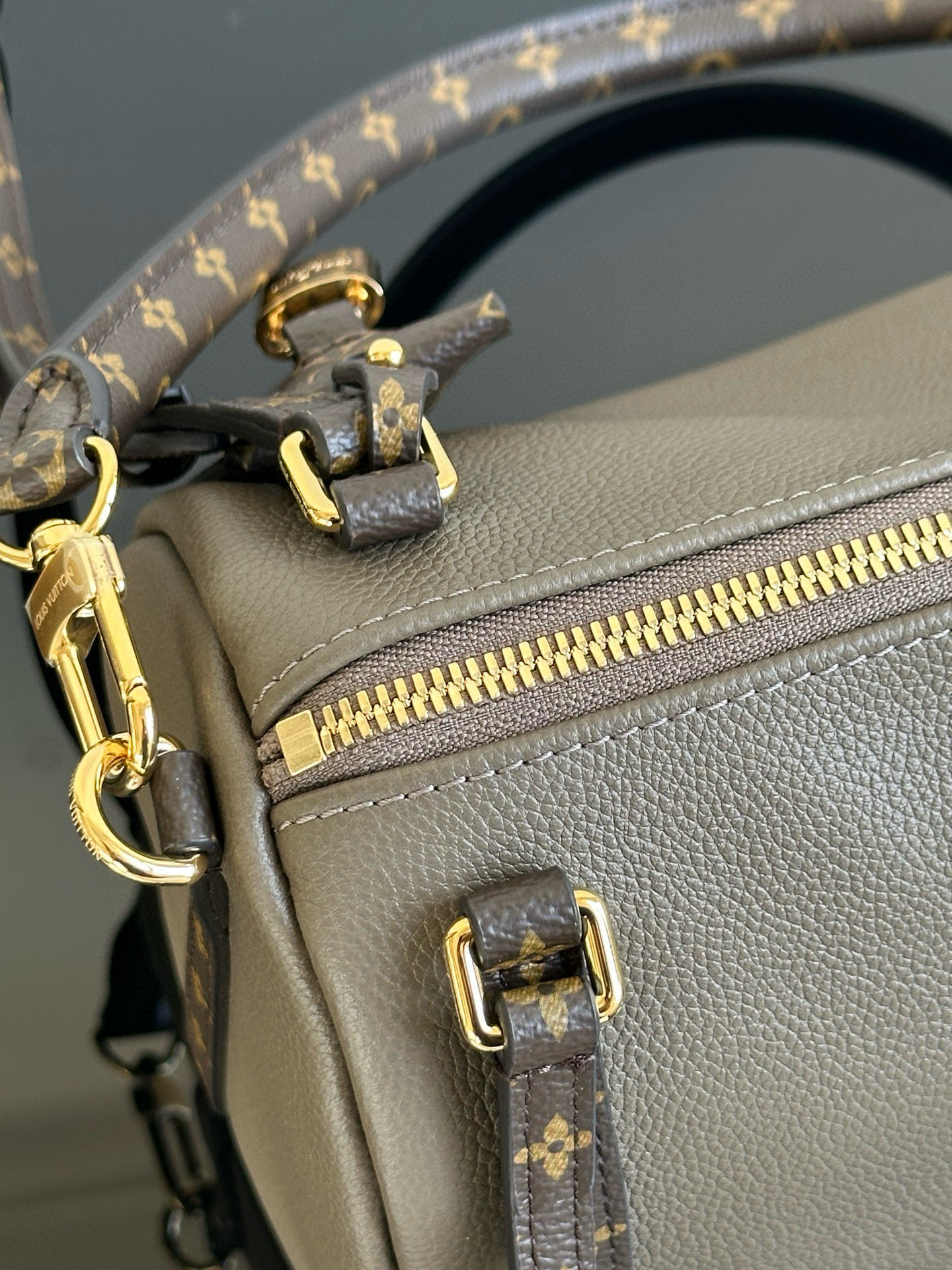 Louis Vuitton Express Small Handbag, M26360, Grey Leather with Monogram Trim 9 i1756554640303 8637 0 9