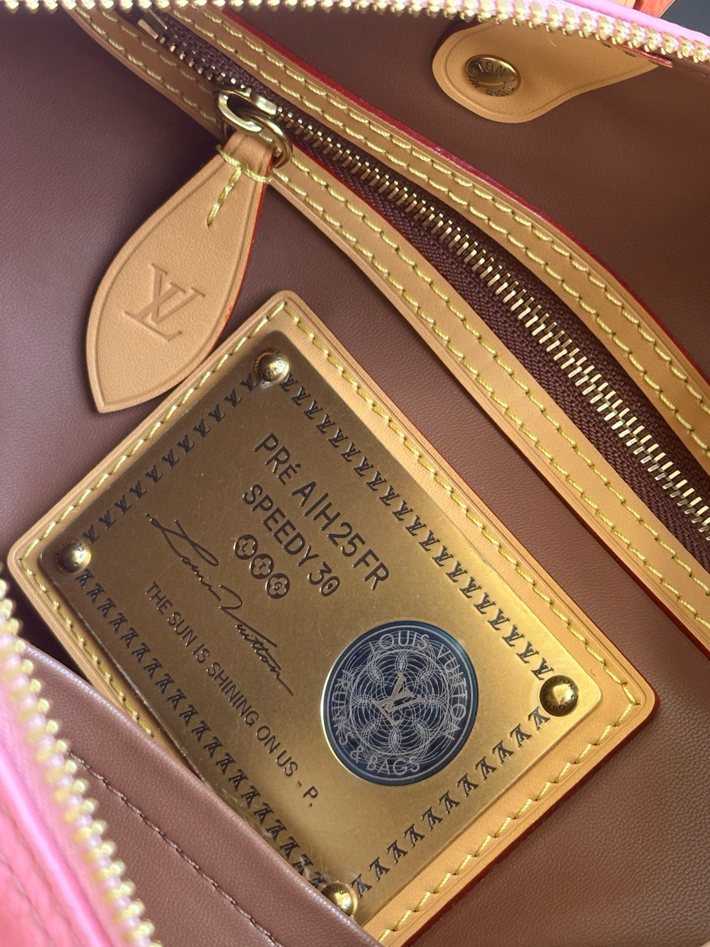 Louis Vuitton Speedy P9 Bandoulière 30 Pink Monogram Leather Handbag 18 i1757763164995 6878 0 13