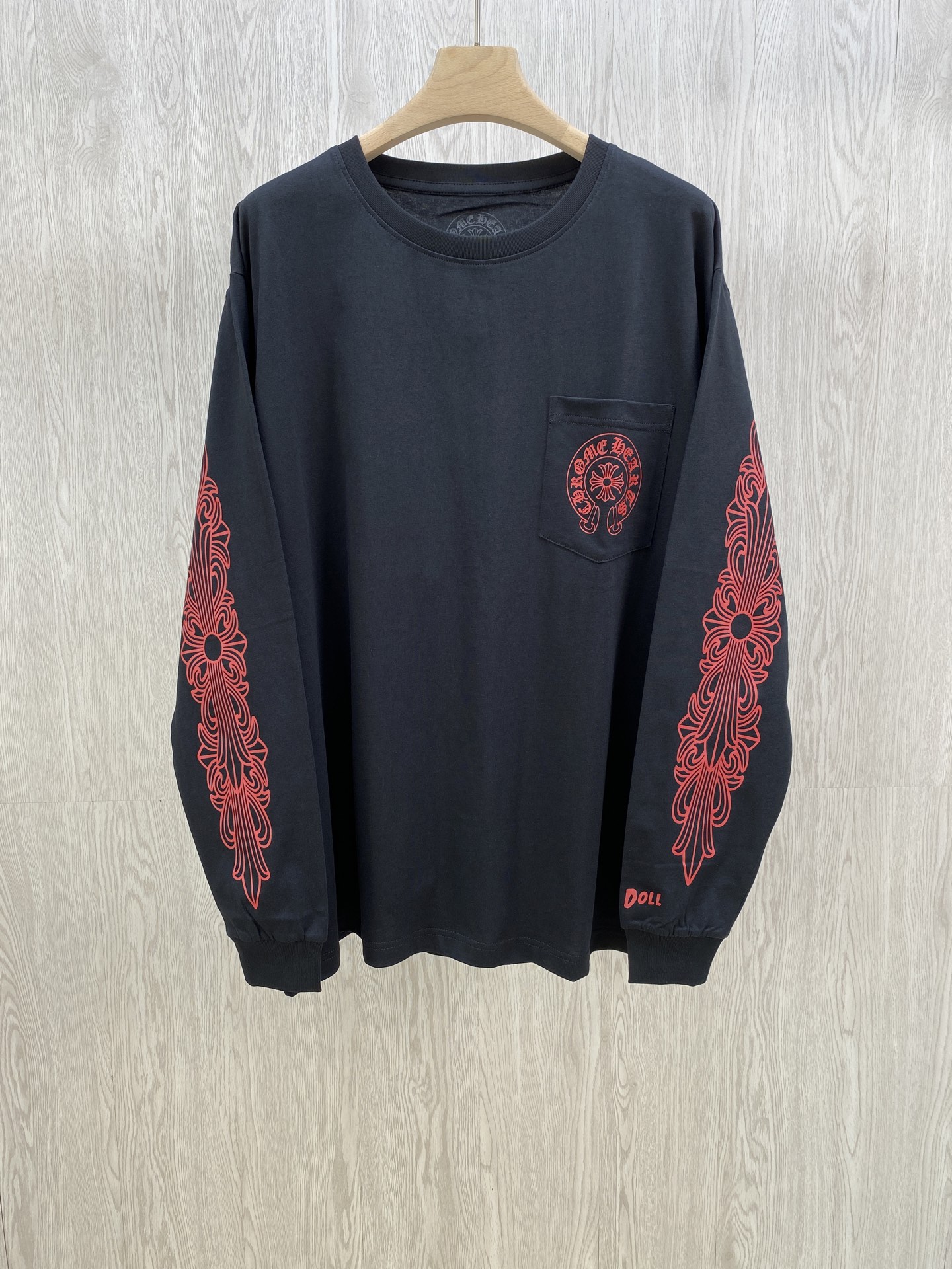 NO:501380,CH X Deadly doll American comics printing TEE fabric is made of 26 knitted 200 grams of cotton. Printing is very important here. The ink printing used in the original version. Generally, printing factories have no ability to restore it. After traveling to many factories, the last time pays off. Size S M L,,alexander wang19860909CH X Deadly doll 美漫印花TEE 面料采用26织200克全棉材质 印花这里很重要 原版采用的油墨印花 一般印花厂根本没有能力还原 跑了N多工厂最后光阴不负有心人 尺码 S M L,,alexander wang,Men's clothing