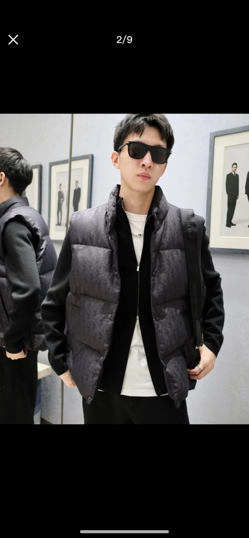 Dior Oblique Jacquard Puffer Vest with 90 White Duck Down Filling