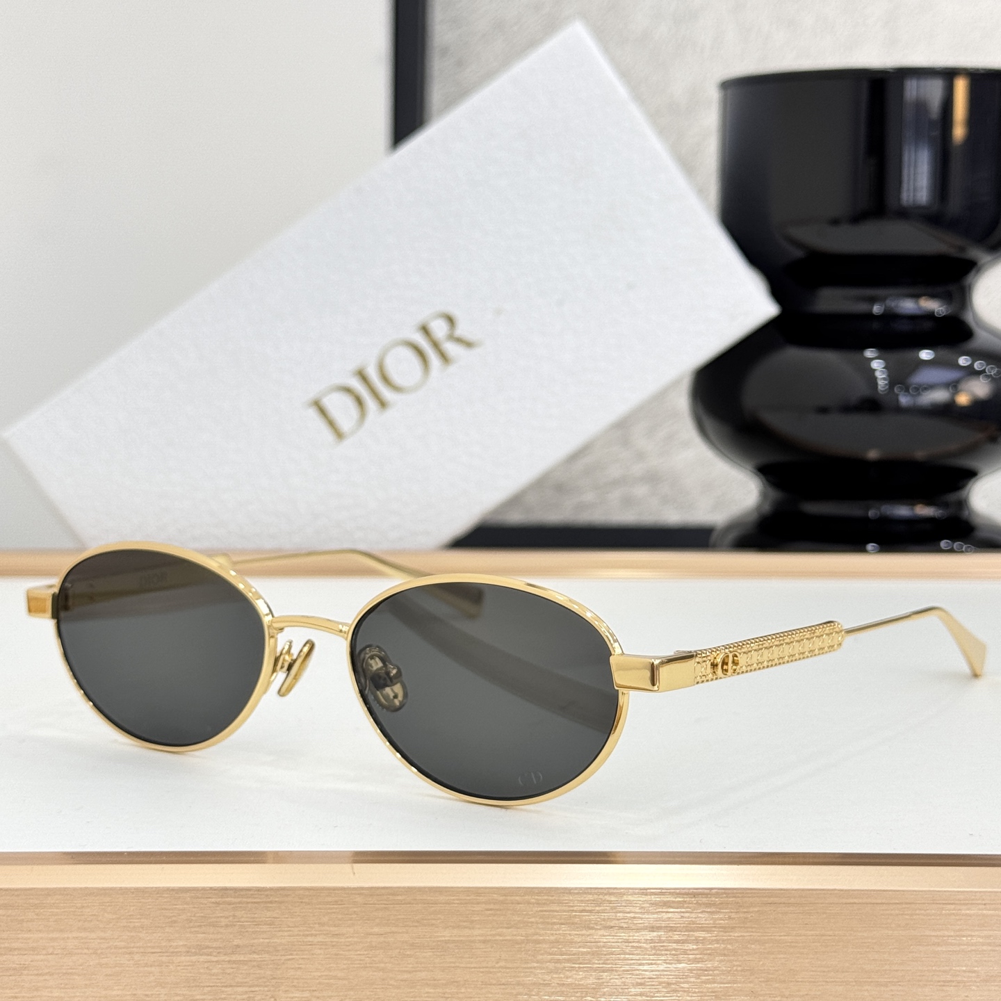 DIO* Modelo: Dior Cannage R1U Talla: 53口16-140