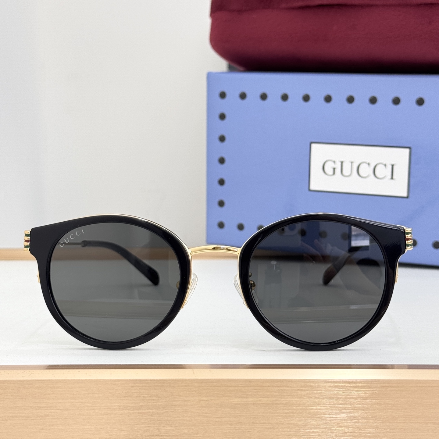 GUCC* MODELO: GG1885OA TALLA: 49□21-145