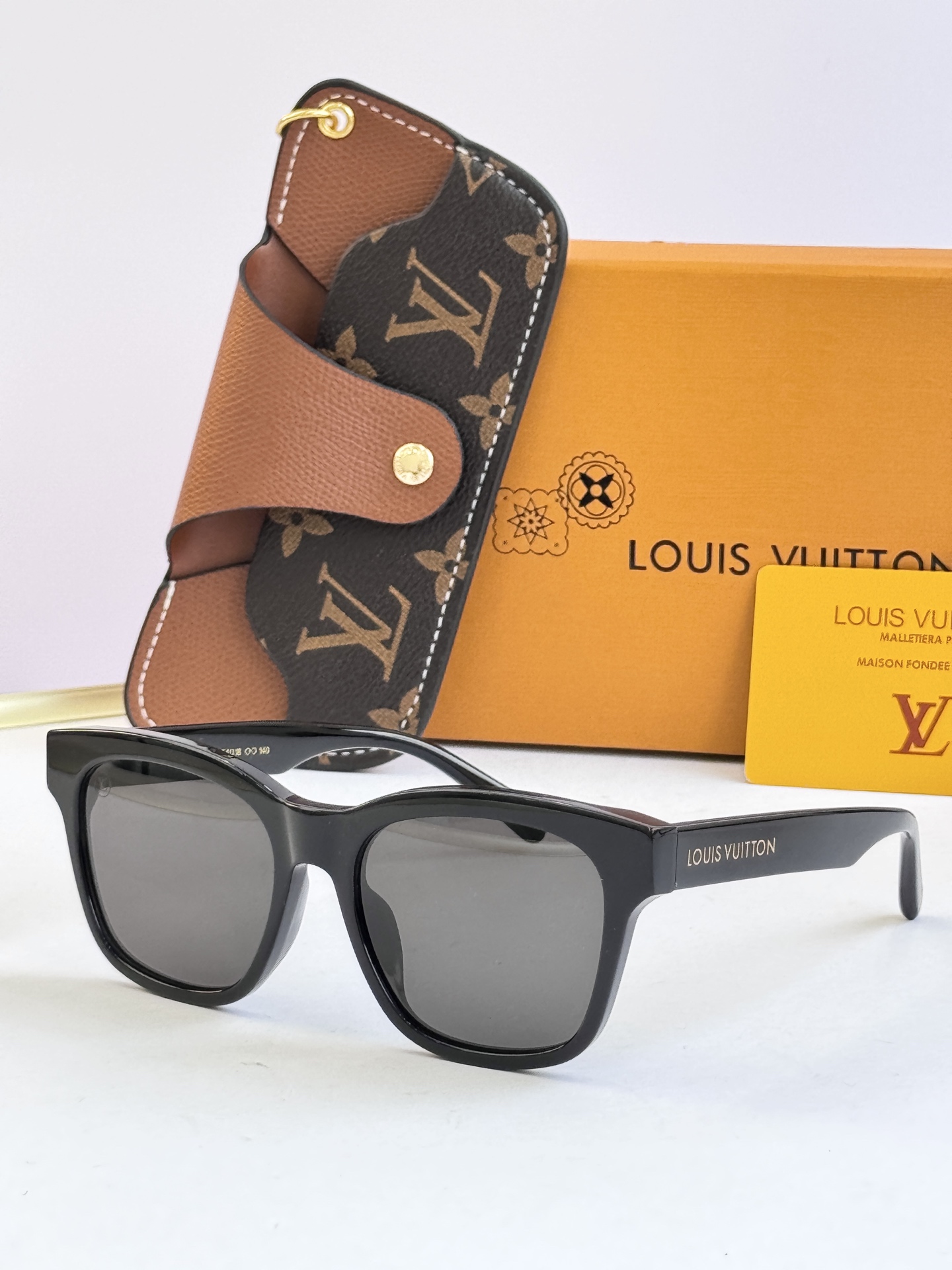 LOUIS VUITTON MODELO: Z2464U Z2545U TALLA:54口18-140 🉐120