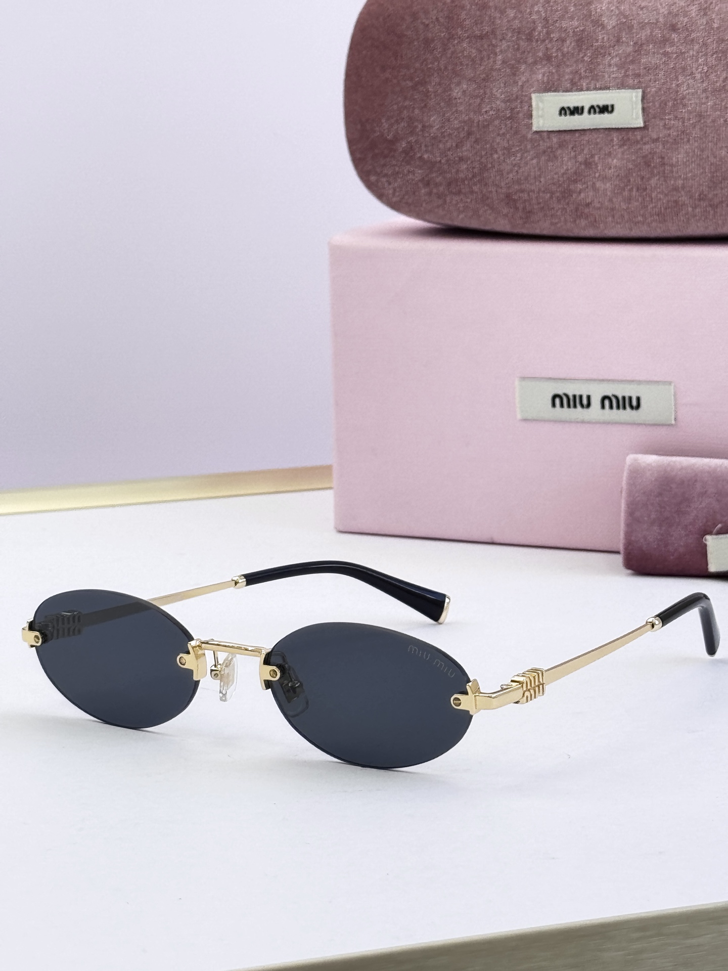 MIU MI* MODELO: SMUA54 TALLA: 51口20-140🉐145