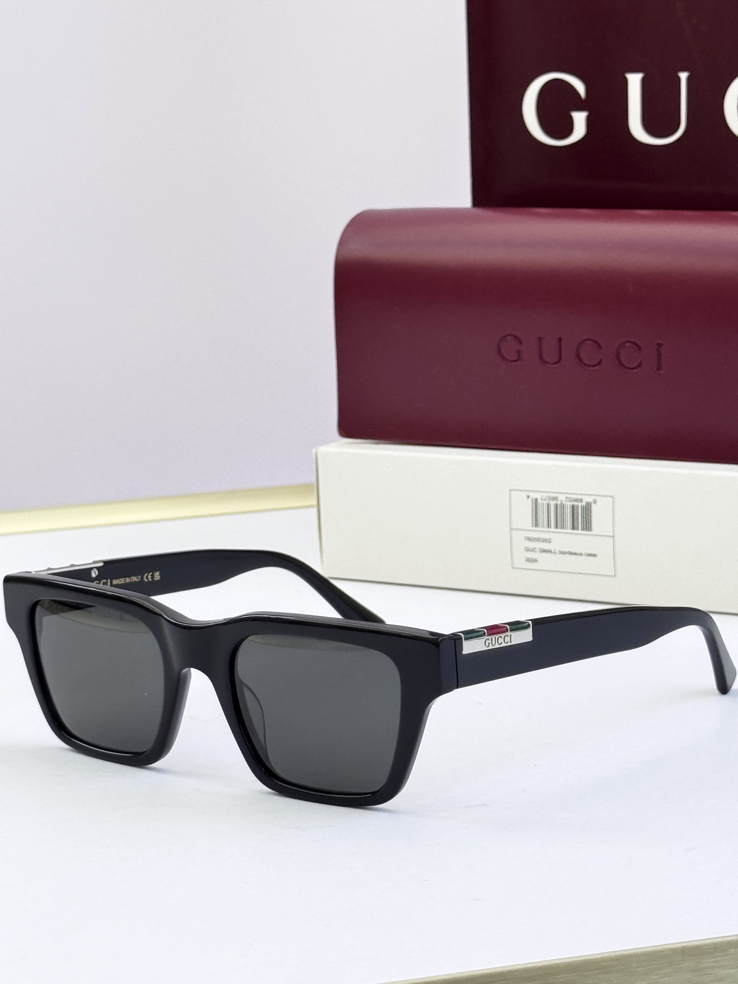 GUCC* MODELO: GG1889 TALLA: 51口20-145🉐120