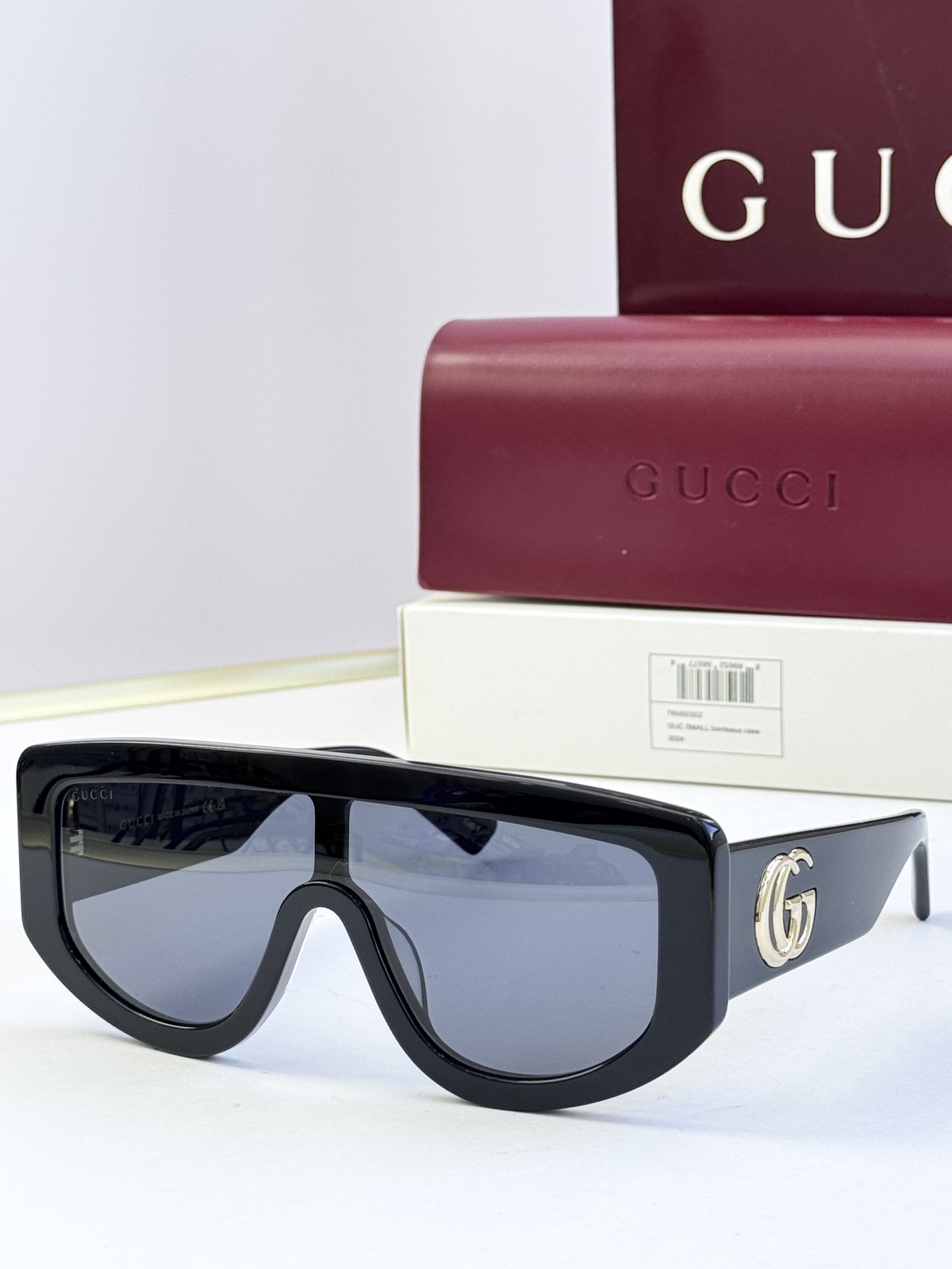 GUCC* MODELO: GG 1950S TALLA: 99口00-130 🉐125