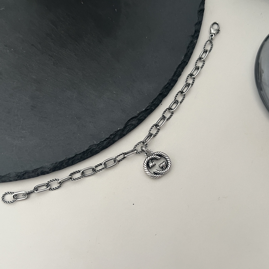 NO:104294,Gucci 925 sterling silver interlocking double G bracelet size 16cm 18cm 20cm adjustable, Gucci bracelet, gucci, gucci, bracelet, pure silver19860909Gucci古驰925纯银互扣式双G手链 尺寸16cm 18cm 20cm可调节,古驰手链,gucci,gucci,bracelet,pure silver,Jewelry