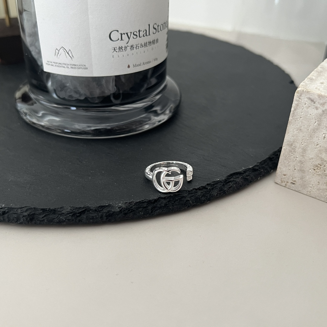 NO:102294,Gucci sterling silver GG Marmont series key ring Size 10# 12# 14# 16# 18# 20# 22# 24#, Gucci ring, gucci, gucci, ring, pure silver19860909Gucci古驰纯银GG Marmont系列钥匙戒指 尺寸10# 12# 14# 16# 18# 20# 22# 24#,古驰戒指,gucci,gucci,ring,pure silver,Jewelry