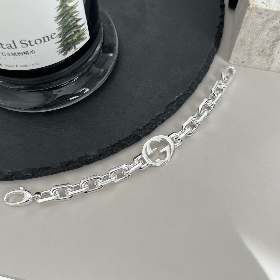 NO:101773,New Gucci Gucci 925 sterling silver double G interlocking bright silver bracelet Size 17cm 18cm 19cm 20cm 21cm 22cm, Gucci bracelet, gucci, gucci, bracelet, pure silver19860909上新 Gucci古驰925纯银双G互扣式亮银版手链 尺寸17cm 18cm 19cm 20cm 21cm 22cm,古驰手链,gucci,gucci,bracelet,pure silver,Jewelry