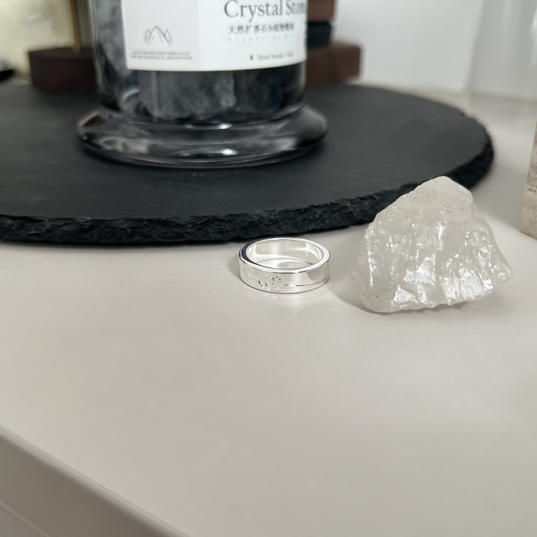 NO:104328,New Gucci sterling silver new version twill interlocking double G ring width 6mm Size 10# 12# 14# 16# 18# 20# 22# 24#, Gucci ring, gucci, gucci, ring, pure silver19860909今日上新 Gucci古驰纯银新版斜纹互扣式双G戒指 宽度6mm 尺寸10# 12# 14# 16# 18# 20# 22# 24#,古驰戒指,gucci,gucci,ring,pure silver,Jewelry