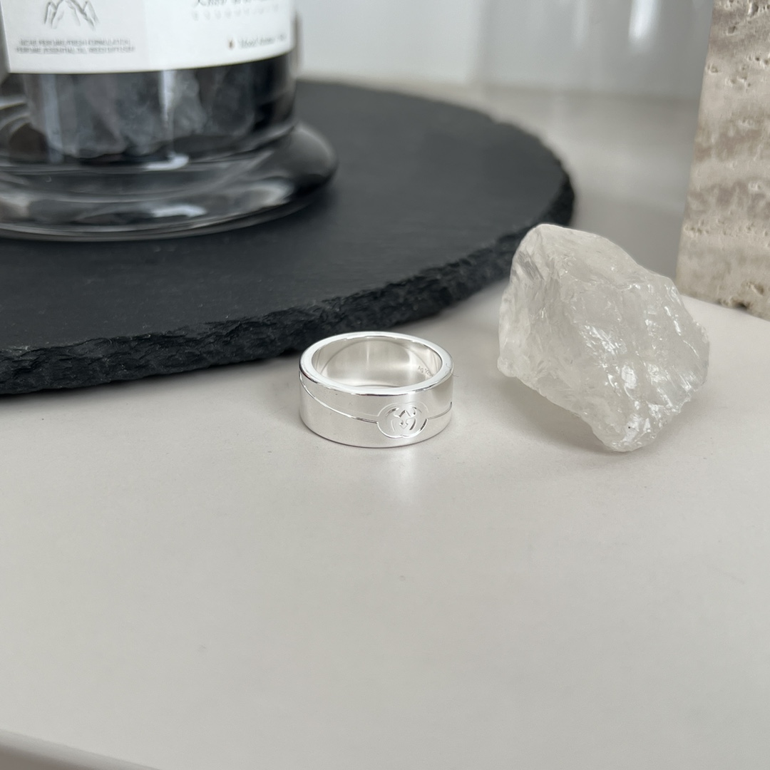 NO:102311,New Gucci Gucci 925 Sterling Silver New Twill Interlocking Wide Edition Ring Width 9mm Size 12# 14# 16# 18# 20# 22# 24#, Gucci Ring, gucci, gucci, ring, pure silver19860909今日上新 Gucci古驰925纯银新版斜纹互扣式宽版戒指 宽度9mm 尺寸12# 14# 16# 18# 20# 22# 24#,古驰戒指,gucci,gucci,ring,pure silver,Jewelry