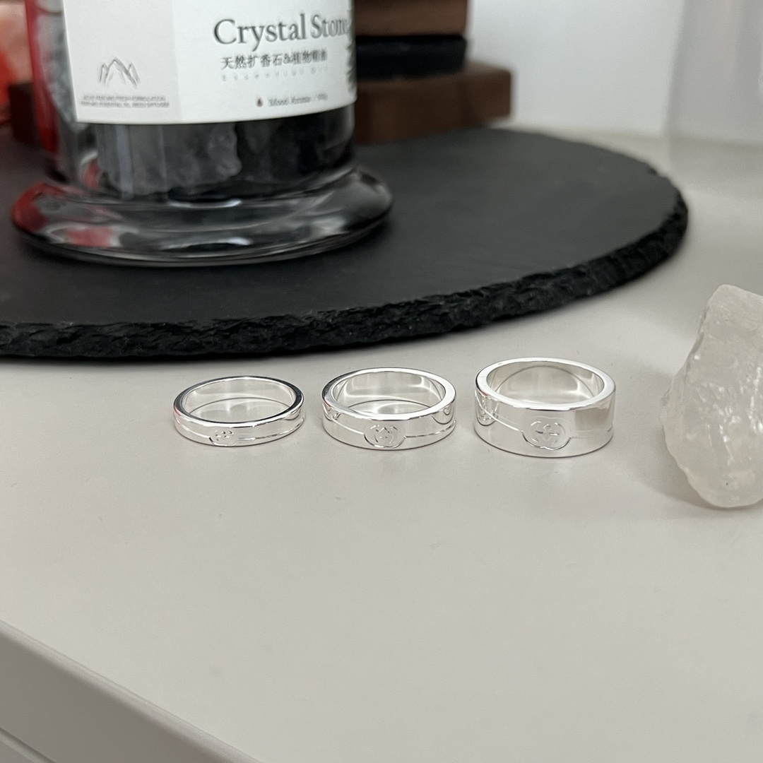 NO:102309,4mm P 6mm 9mm New today Gucci Gucci 925 Sterling Silver New Twill Interlocking Double G Ring Width 4mm 6mm 9mm, Gucci Ring, gucci, gucci, ring, pure silver198609094mm P 6mm 9mm 今日上新 Gucci古驰925纯银新版斜纹互扣式双G戒指 宽度4mm 6mm 9mm,古驰戒指,gucci,gucci,ring,pure silver,Jewelry