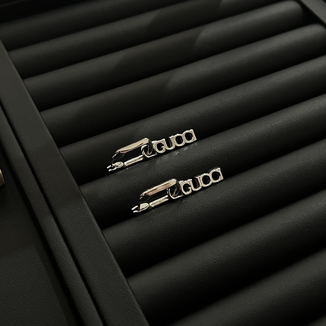 NO:553494,Gucci 925 sterling silver handwritten Gucci logo pendant earrings, Gucci earrings, gucci, gucci, earrings, pure silver19860909古驰925纯银饰手写Gucci标识吊坠耳环,古驰耳钉,gucci,gucci,earrings,pure silver,Jewelry