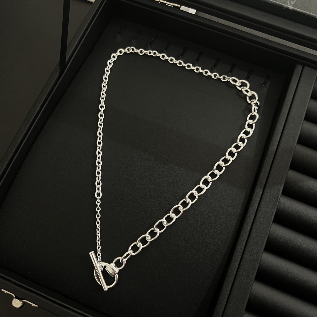 NO:553459,Gucci Gucci 925 sterling silver horsebit necklace,Gucci necklace,gucci,gucci,necklace,pure silver19860909Gucci古驰925纯银马衔扣项链,古驰项链,gucci,gucci,necklace,pure silver,Jewelry