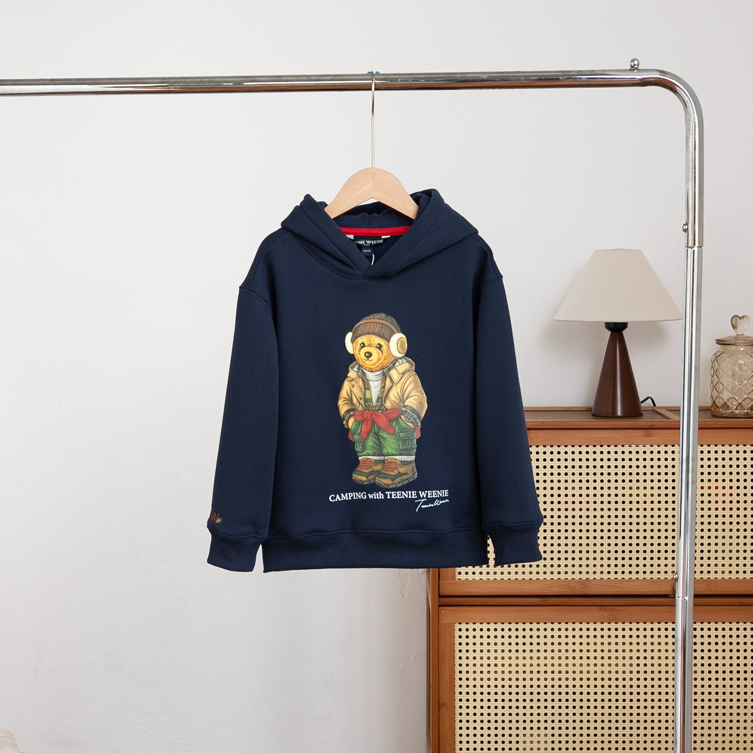 T.W. Winter 2024 Velvet Hoodies for Men and Women – Stylish, Warm, and High-Quality - 图片 3