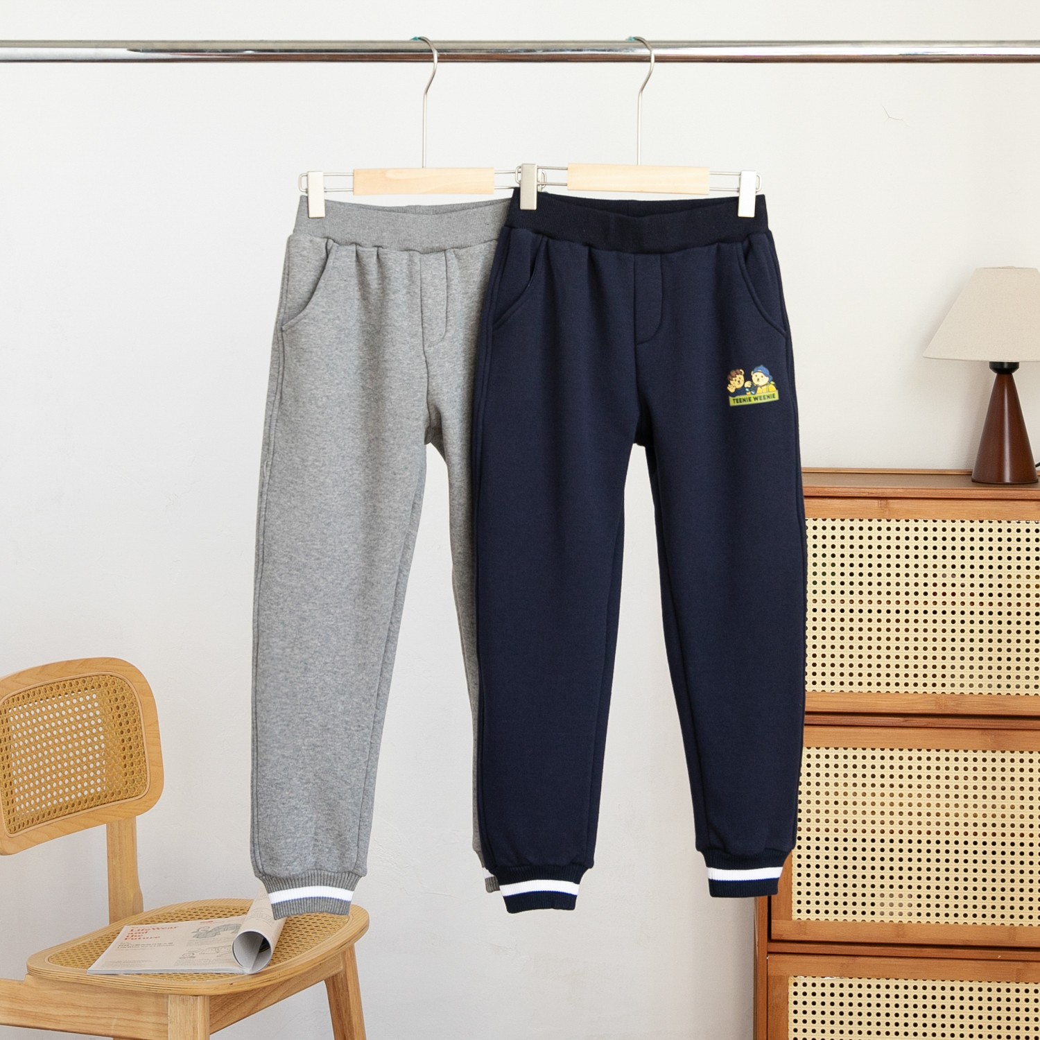 Winter 2024 Boys’ Velvet Sports Pants: Comfortable, Stylish, and Advanced