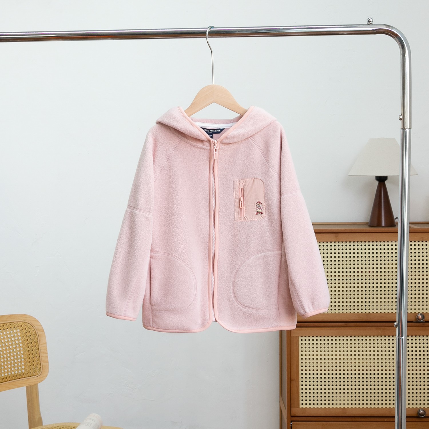 T.W. Cartoon Bear Boy & Girl’s Embroidered Velvet Jacket for Autumn 2024