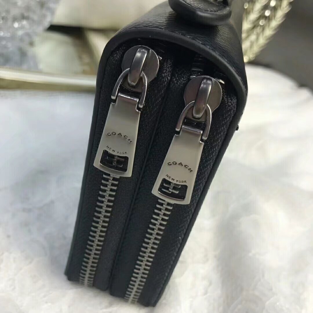 Coach 93509 配皮款男士多功能双拉手抓包 容量超大